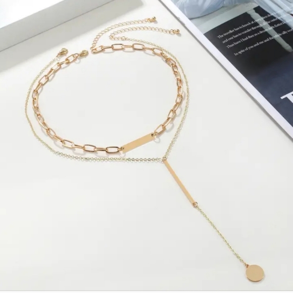 Elegant 18k. Gold Plated Necklace Set - Picture 2 of 7